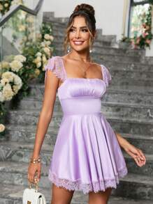 PARTHEA Vestido con encaje en contraste pecho con fruncido de cuello cuadrado de satén - Lila Púrpura - Ver 1