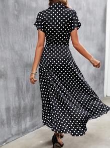 SHEIN Frenchy 波點圖案蝙蝠袖荷葉邊圍裹側連衣裙 - 黑與白 - 查看 2