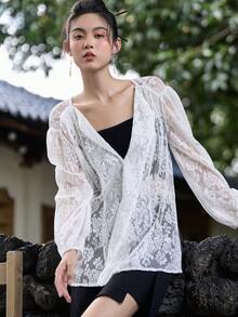 DAZY 素色開門襟蕾絲襯衫 - 白色 - 查看 7