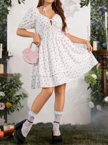 Flirla 大碼櫻桃圖案前打結泡泡袖連衣裙 - 白色 - 查看 1