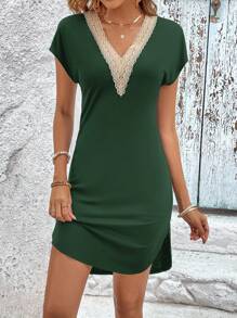 SHEIN Frenchy 蕾絲拼接蝙蝠袖弧形下擺連衣裙 - 墨綠色 - 查看 6