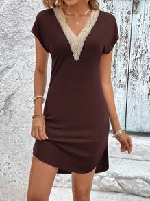 SHEIN Frenchy 拼接水溶蕾絲蝙蝠袖弧形下擺連衣裙 - 鏽棕色 - 查看 7