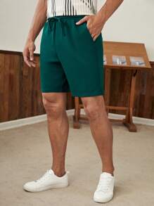 Manfinity VCAY 男士腰部抽繩素色短褲 - 墨綠色 - 查看 2