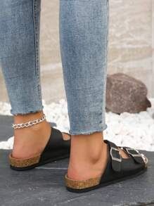 女式黑色雙帶扣平底涼鞋，平底涼鞋