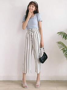 DAZY Camiseta unicolor con encaje en contraste de manga farol - Celeste - Ver 14