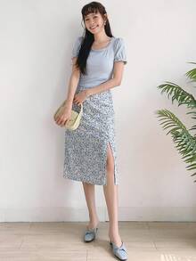 DAZY Camiseta unicolor con encaje en contraste de manga farol - Celeste - Ver 17