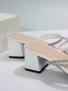 女士黑色方头粗跟水钻装饰凉鞋，时尚法式高跟鞋，适合夏季和秋季