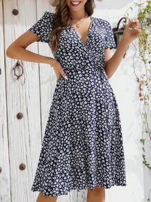 Ditsy Floral Print Knot Side Wrap Dress - Navy Blue - View 3