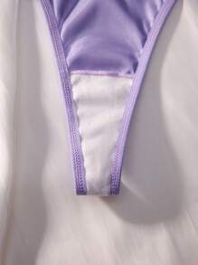 Contrast Lace Underwire Lingerie Set