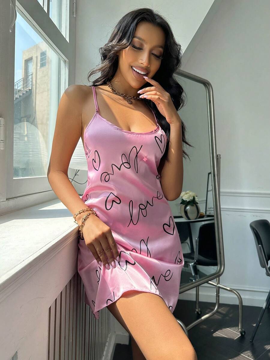 愛心和字母圖案露背交叉緞面吊帶睡裙 - 粉色 - 查看 1