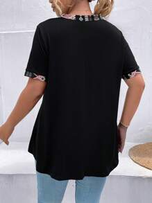 Plus Contrast Trim Notched Neck Tee - Black - View 2