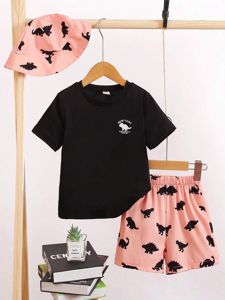 SHEIN 小男童恐龍印花T恤和短褲和帽