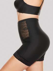 Pantaloni scurți de modelat cu fermoar din dantelă în față