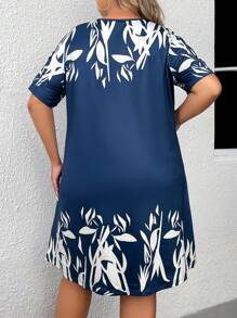 SHEIN LUNE Plus Size Plants Print Keyhole Neckline Tee Dress - Navy Blue - View 2