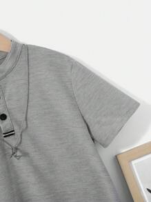SHEIN Boys Solid Half Button Polo Shirt Without Necklace - Light Grey - View 4