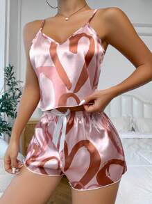 Conjunto de pijama de top de camiseta y pantalones cortos de satén con estampado de corazón - Rosa coral - Ver 3