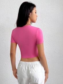 SHEIN EZwear 卡通和標語圖案短款T恤 - 粉色 - 查看 6