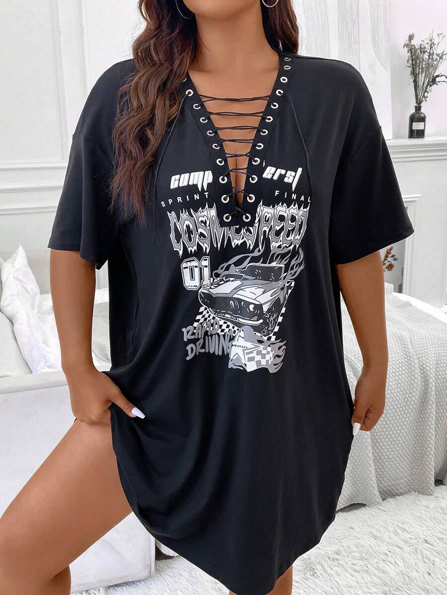 Flirla 大碼汽車和字母圖案落肩T恤洋裝