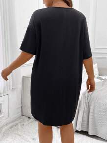 Flirla 大碼汽車和字母圖案落肩T恤洋裝