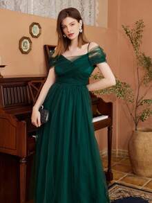 纯色网眼露肩吊带伴娘舞会礼服、派对礼服