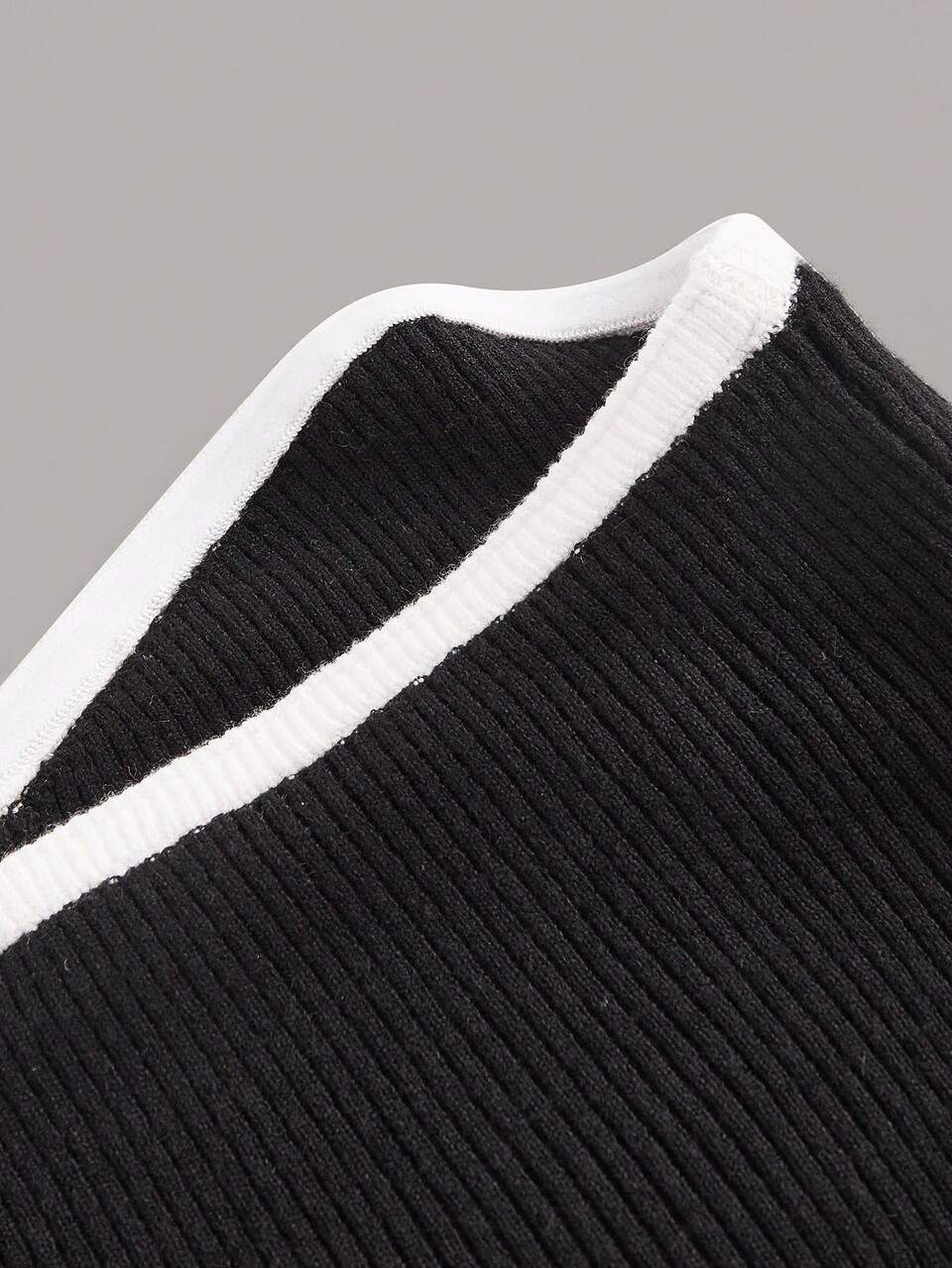 Contrast Binding Crop Cardigan & Tube Knit Top