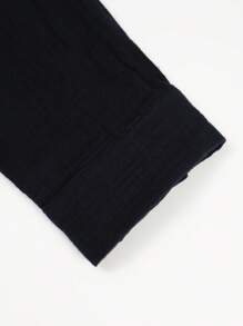 Manfinity Homme Chemise boutonnée pour homme, ajustée et à manches longues, noire unie, style boho pour mari