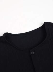 Manfinity Homme Chemise boutonnée pour homme, ajustée et à manches longues, noire unie, style boho pour mari