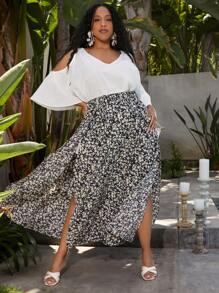 SHEIN CURVE+ Plus Ditsy Floral Print Split Thigh Skirt - Multicolor - View 1