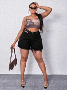 SHEIN SXY Plus Grommet Eyelet Detail Raw Cut Denim Shorts - Black - View 6