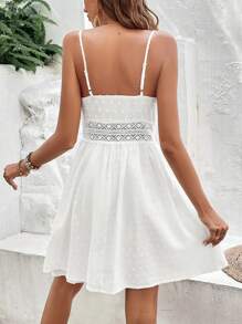 SHEIN Frenchy 圓點拼接水溶蕾絲吊帶連衣裙 - 白色 - 查看 2