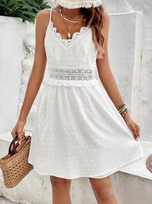 SHEIN Frenchy 圓點拼接水溶蕾絲吊帶連衣裙 - 白色 - 查看 5