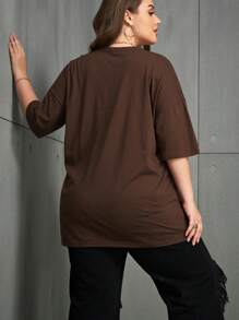 SHEIN EZwear Plus Astronaut Print Drop Shoulder Tee - Chocolate Brown - View 2