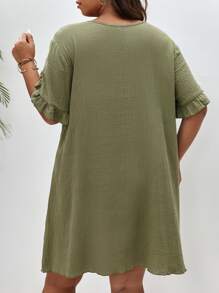 SHEIN Frenchy 大碼蕾絲拼接荷葉邊連衣裙 - 綠色 - 查看 2
