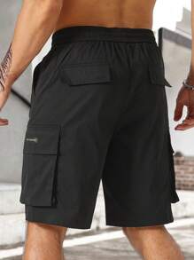 Manfinity Homme 男士标语图案翻盖口袋抽绳腰部宽松工装短裤纯黑色街头服饰，工装短裤，男士街头服饰短裤，男士休闲短裤，黑色工装短裤 - 黑色 - 查看 2