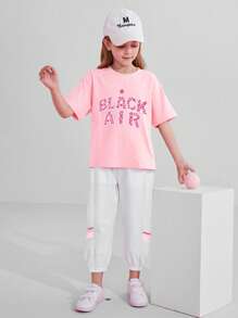 Chica adolescente Set Camiseta de hombros caídos con estampado de letra con pantalones