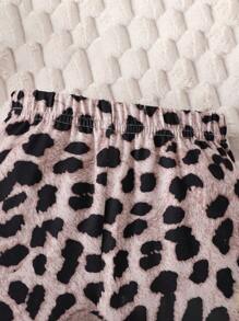 Baby Girl Heart Print Long Sleeve Pink Hoodie And Leopard Print Pants Set For Spring And Autumn