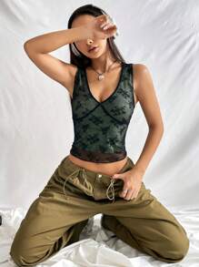 SHEIN EZwear 花卉蕾絲撞色滾邊短款背心 - 黑色 - 查看 5