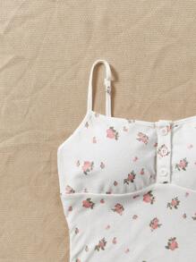 SHEIN Qutie Top de tirantes con estampado floral con botón delantero - Blanco - Ver 4