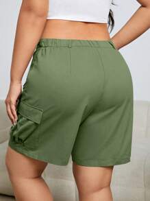 SHEIN EZwear Talla grande Shorts de cintura con cordón con bolsillo con solapa cargo - Verde militar - Ver 2