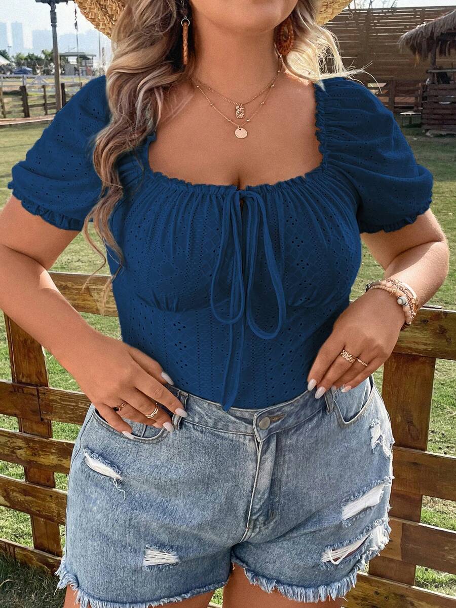 Calvaya Áo thun Plus size viền lá sen Thắt nơ trước Tranh thêu màu trơn Giải trí - Màu xanh lam - Xem 1