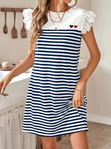 SHEIN Frenchy 條紋印花網眼刺繡蝴蝶袖連衣裙 - 藍白色 - 查看 1