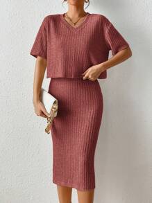 SHEIN Frenchy 落肩T恤和條紋針織半身裙 - 紅木色 - 查看 4