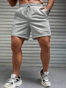 Manfinity RebelGame 男士標語圖案腰部抽繩短褲 - 淺灰色 - 查看 3