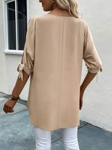 EMERY ROSE 素色打結袖口開衩袖襯衫 - 卡其色 - 查看 2