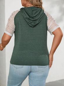 SHEIN LUNE Plus Contrast Lace Raglan Sleeve Drawstring Hooded Tee - Green - View 2