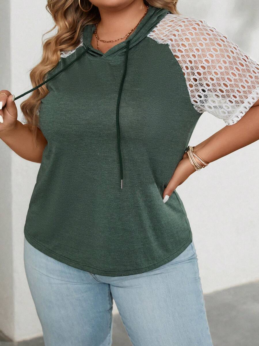 SHEIN LUNE Plus Contrast Lace Raglan Sleeve Drawstring Hooded Tee - Green - View 1