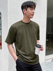 DAZY Men Solid Round Neck Tee