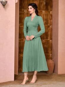 Modelyn Solid V Neck Ruched Waist Dress