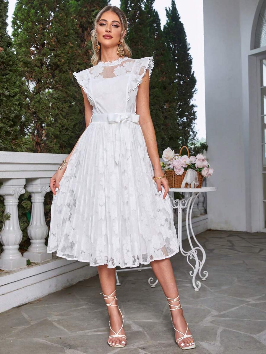 Simplee 花卉刺繡網紗覆蓋繫腰帶連衣裙 - 白色 - 查看 1