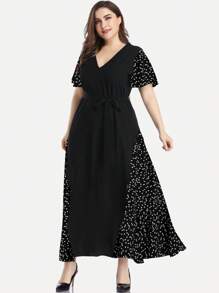 SHEIN Clasi Plus Confetti Heart Print Belted Dress - Black - View 3